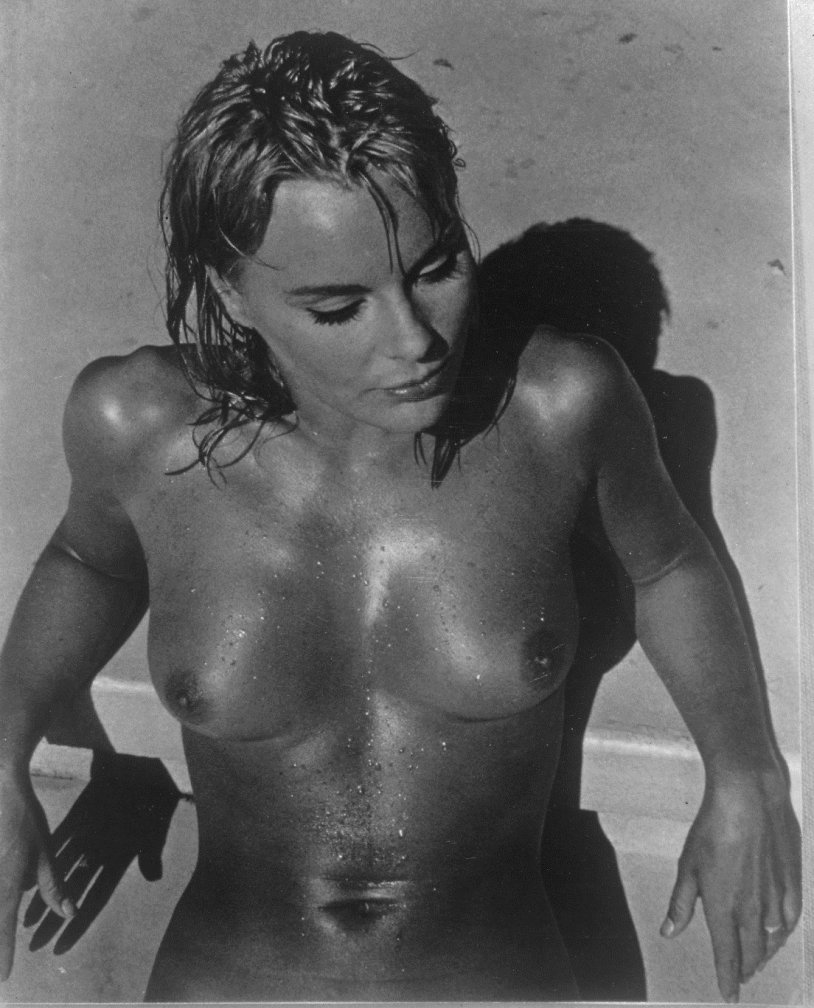 Actress Elke Zommer 18