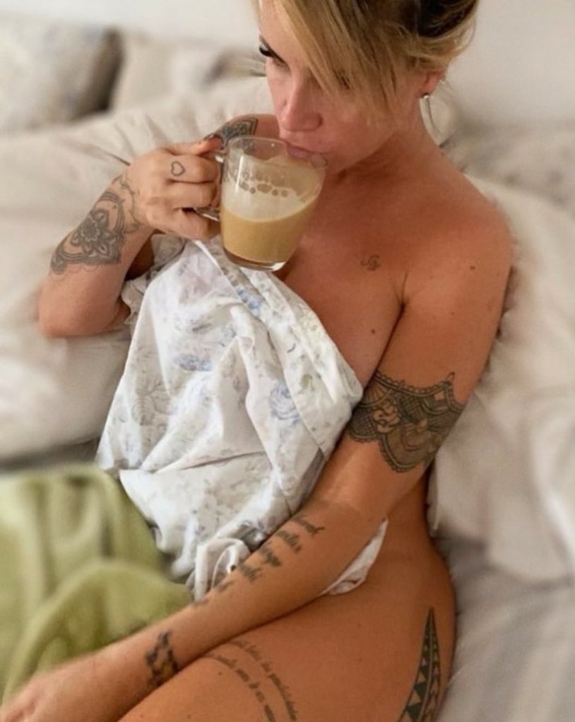 Jokes about the relationship between a man and a woman