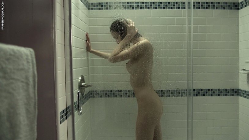 Christie Carlson Romano Mirror 2