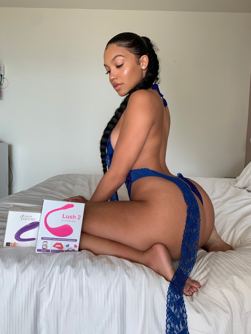 Princess Helayna Model Tits