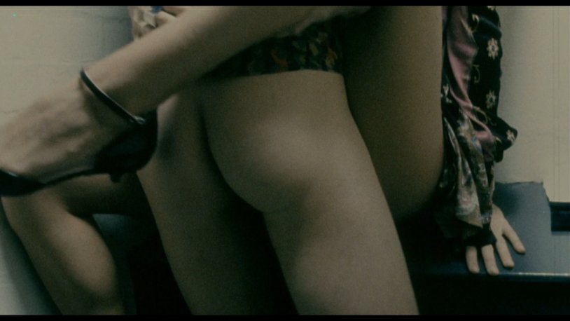 Actress Tuva Novotny naked