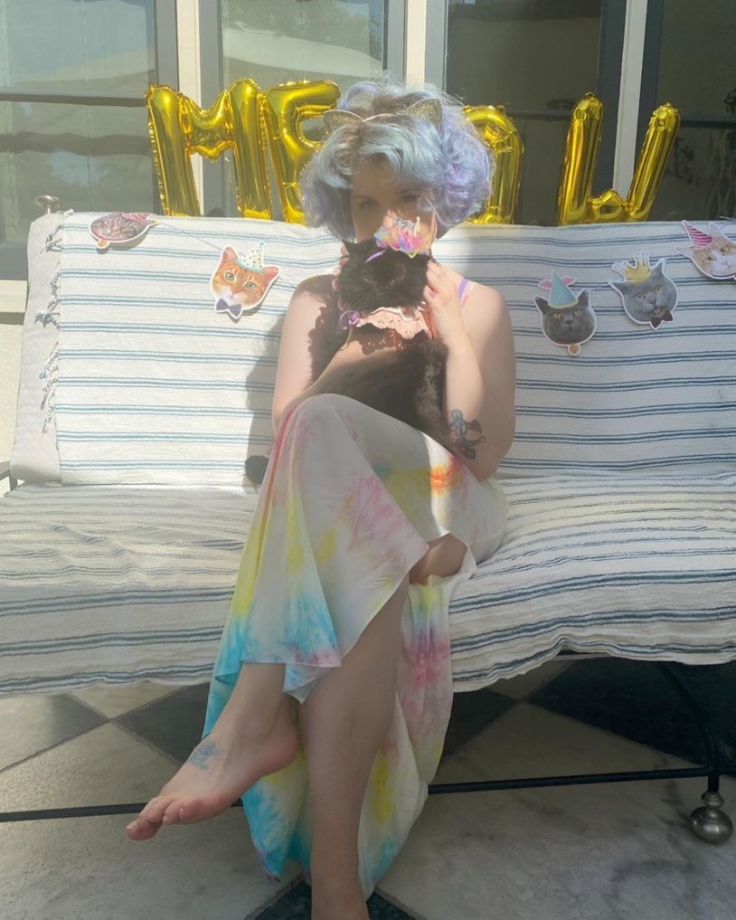 Kelly Osbourne Bikini