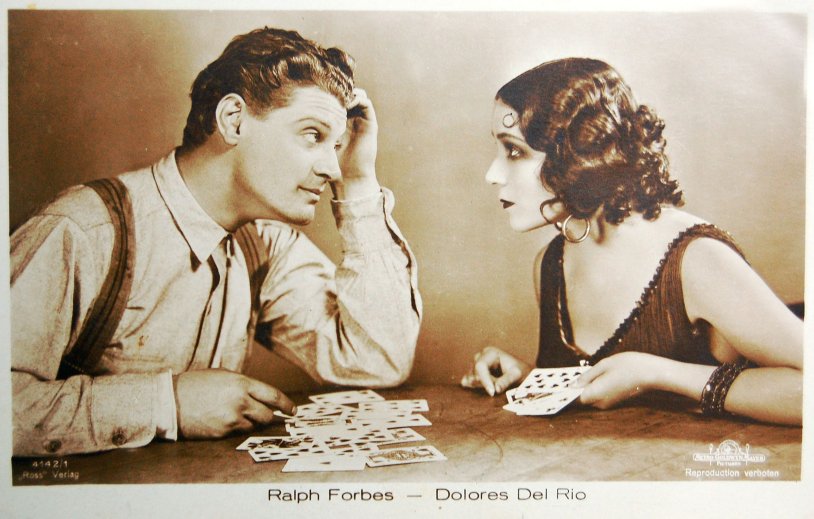 Graciel Montes in jeans