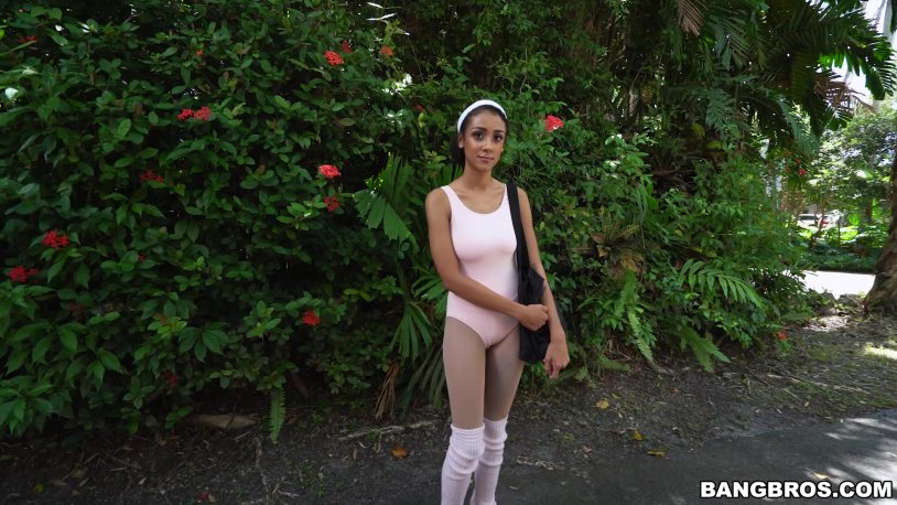 Brenna Mckenna - Fake Money for Real Anaal