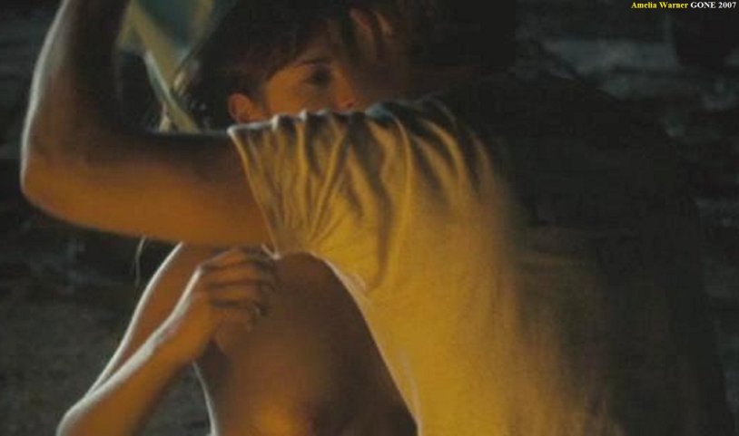 Amelia summers naked