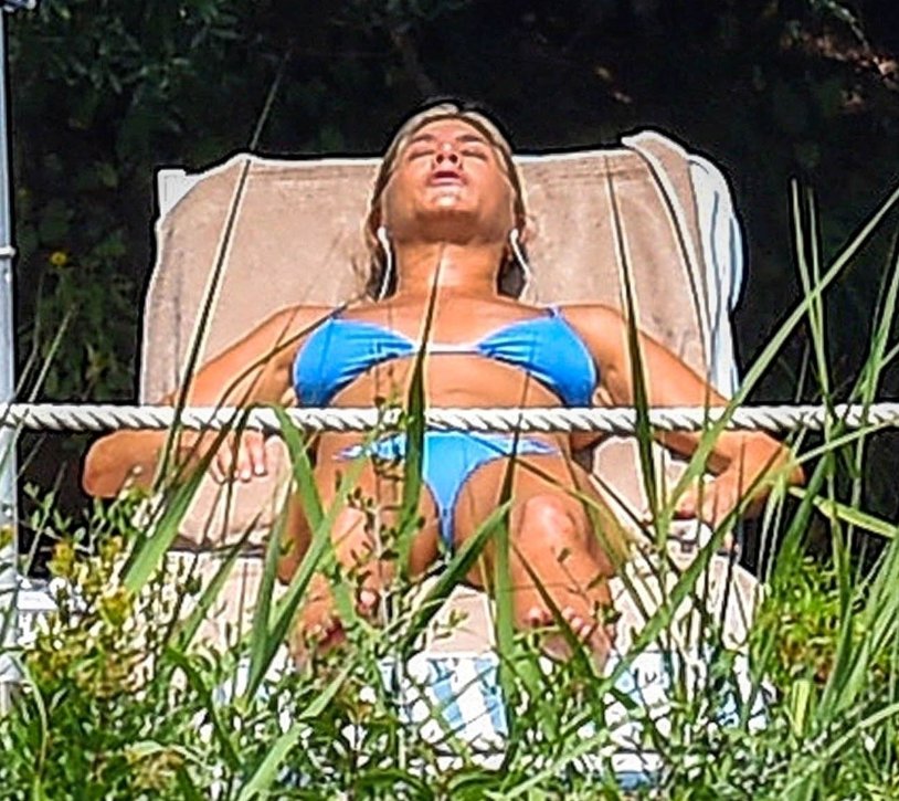 Jennifer Aniston in Bikini