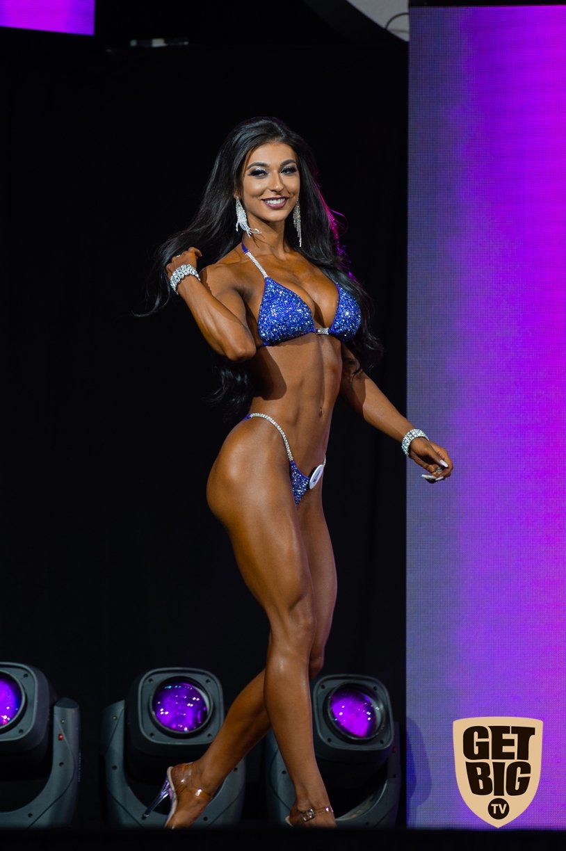 Kristina Izvekova Avtovzglyz