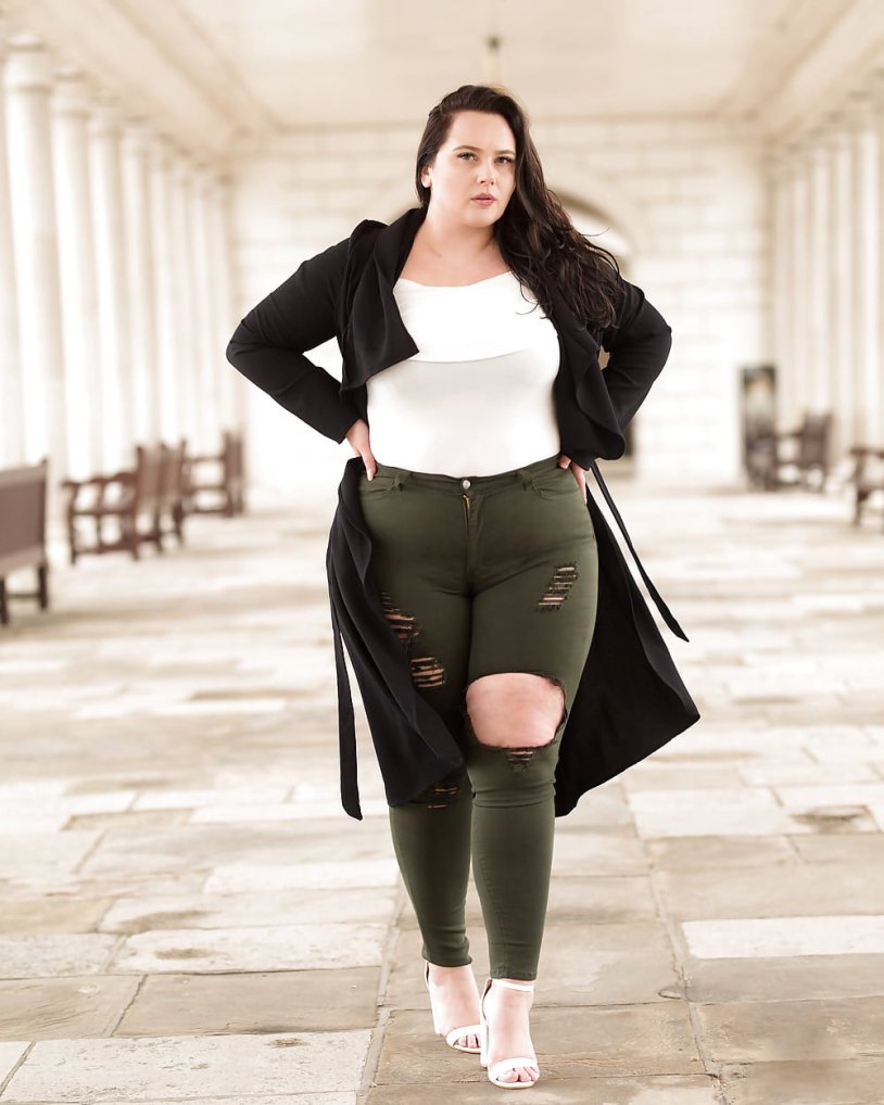 Kamilla Siemko Curve Mode