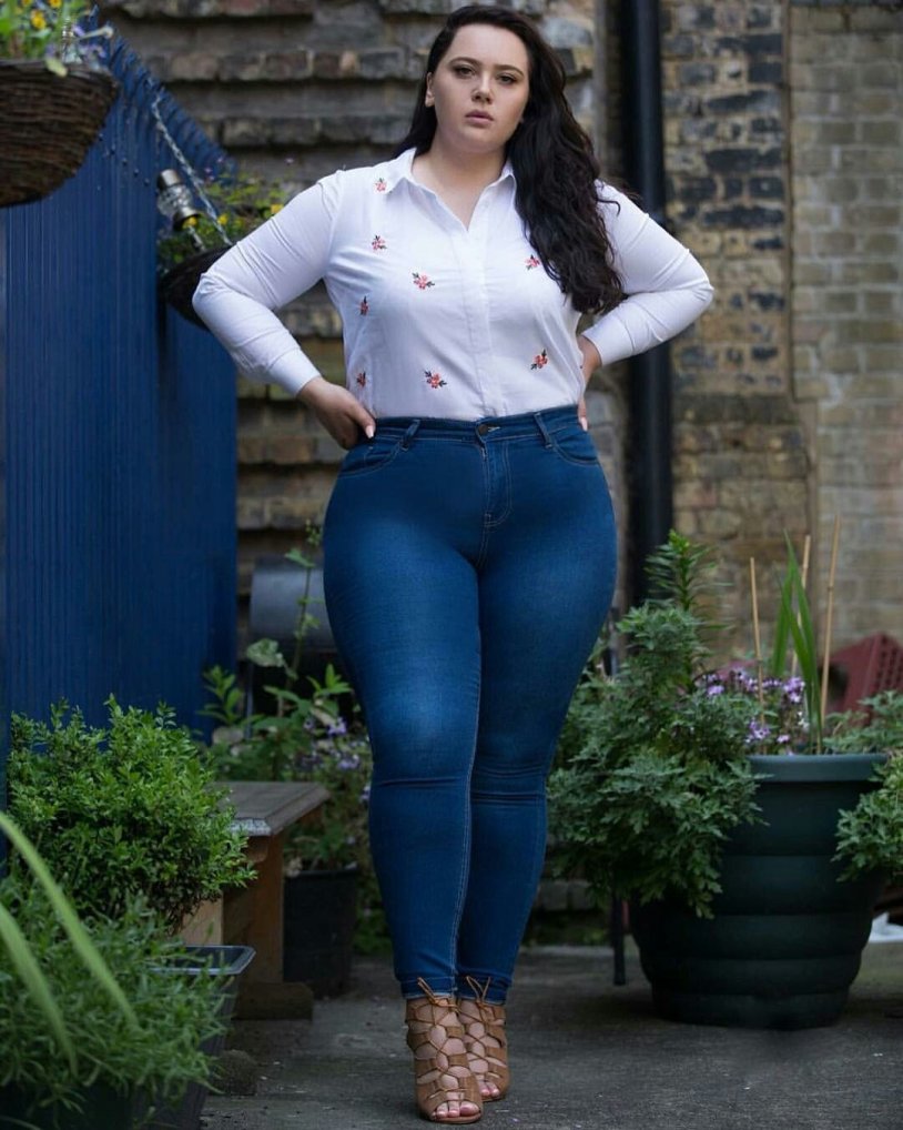 Camila Morron Camila Morrone