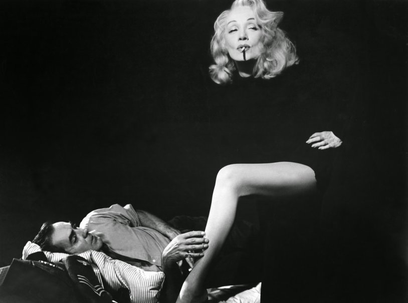 Marlene Dietrich legs