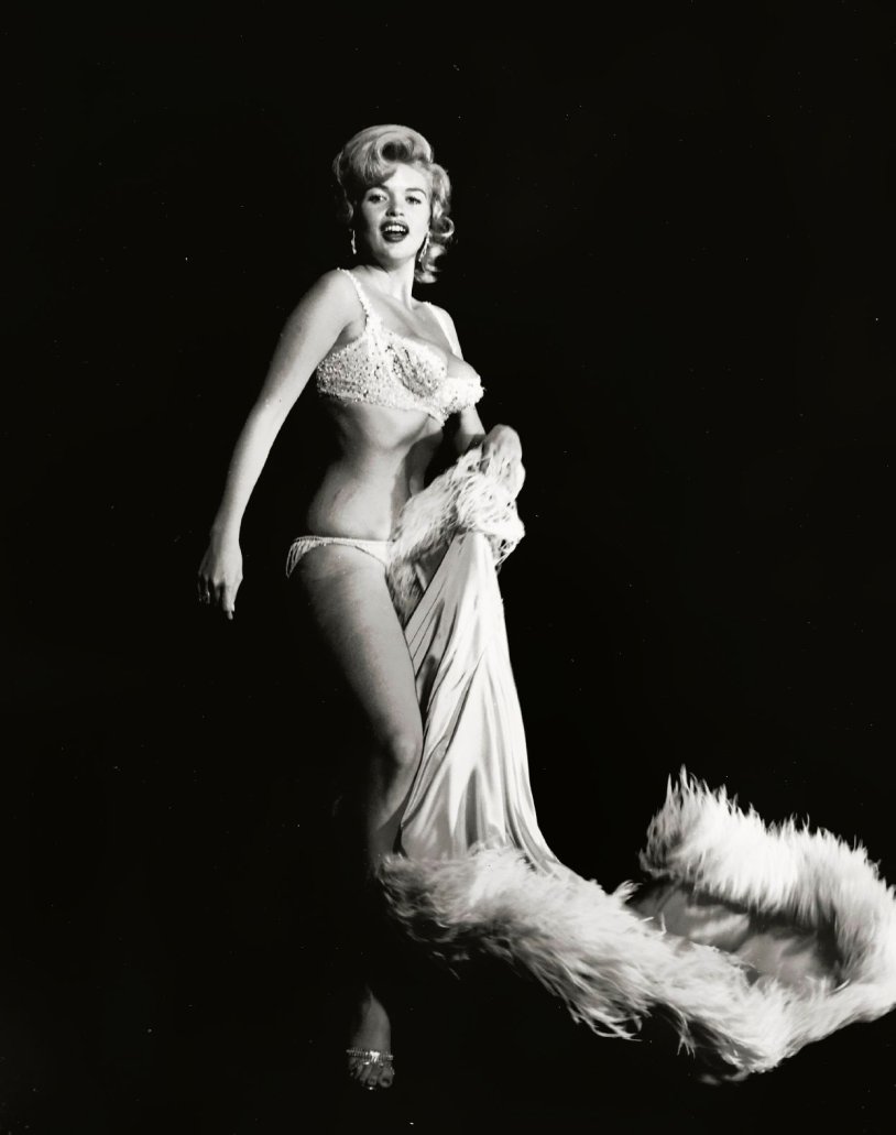 Dietrich 1939 Marlene Naked