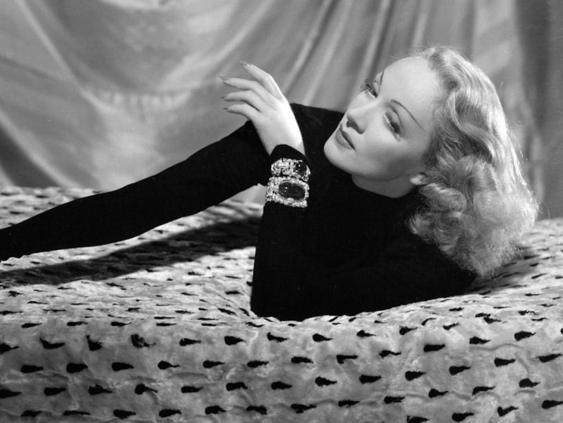 Illusory dresses Marlene Dietrich