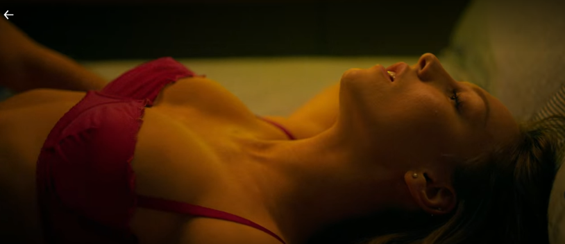 Esther Exposito bed scenes