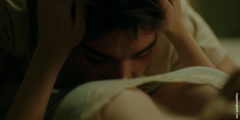 Aron Piper Elite Naked