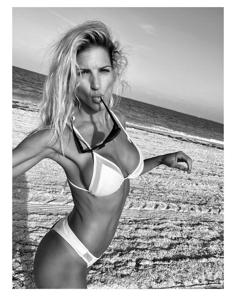 Vanessa Serros biceps