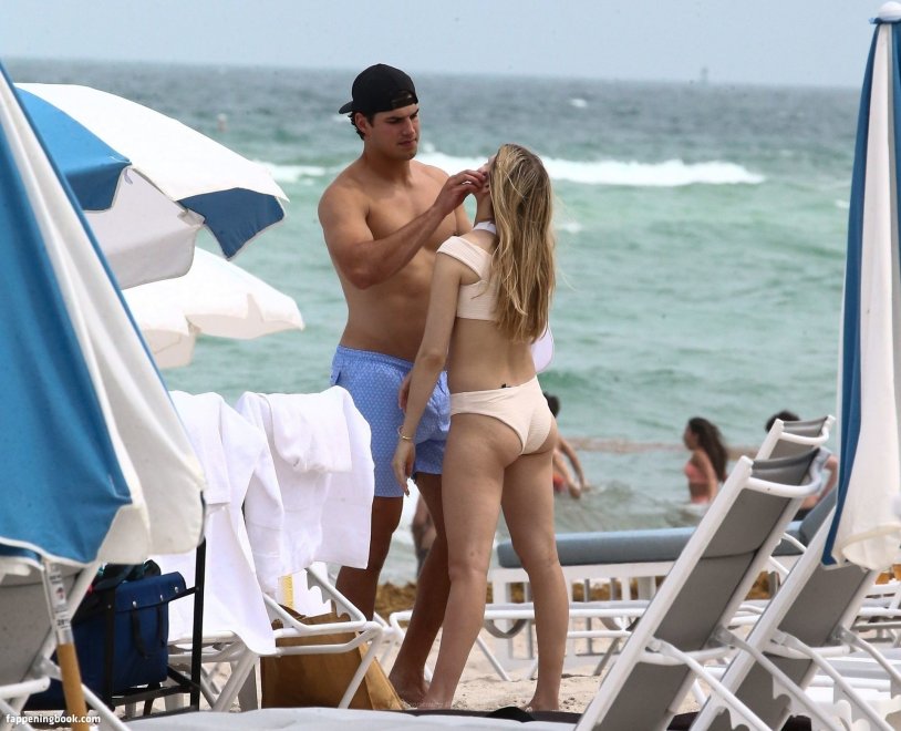 Eugenie Beaudry Nude - Laurentie (2011) Full