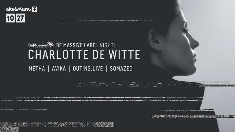 Jamie Michelle & Charlotte Stokely Splits