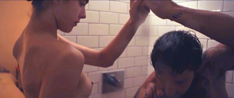 Sarah Margaret Kuelly Nude