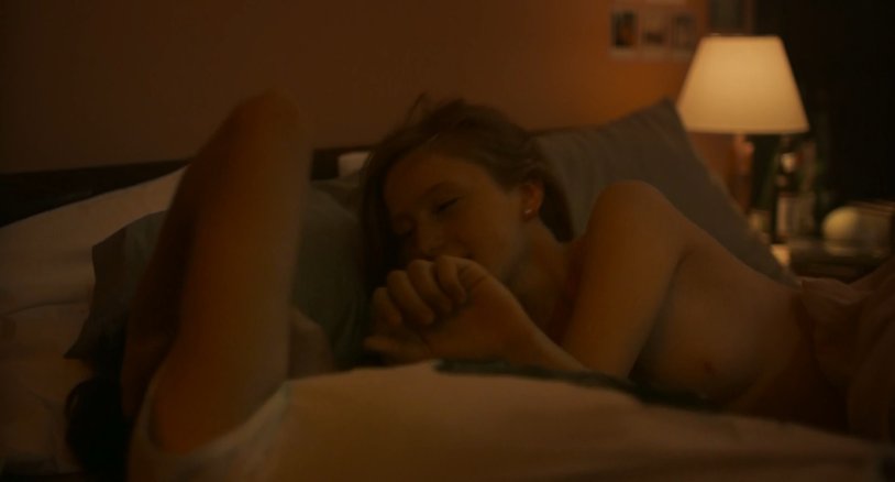 Sarah Margaret Kuelly Naked