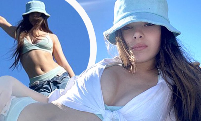 Hailee Steinfeld Bikini