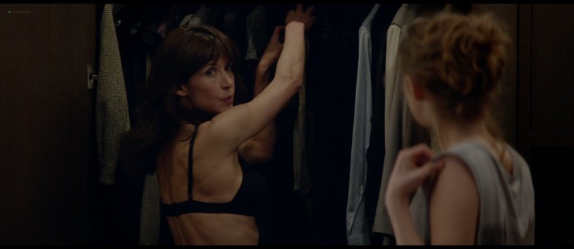 Actress Sophie Marso naked