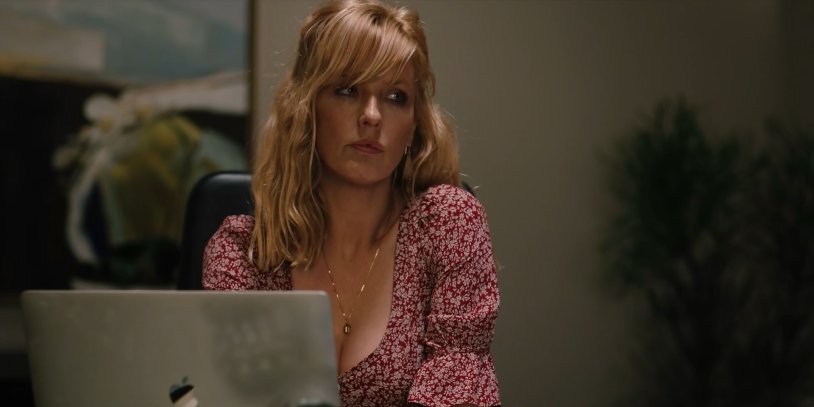 Kelly Rilely Hot Yelloustone