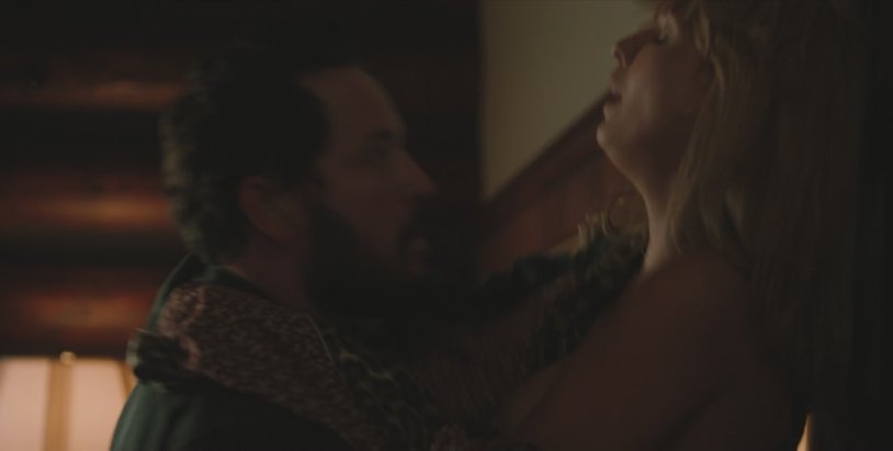 Kelly Rilely chest Yelloustone