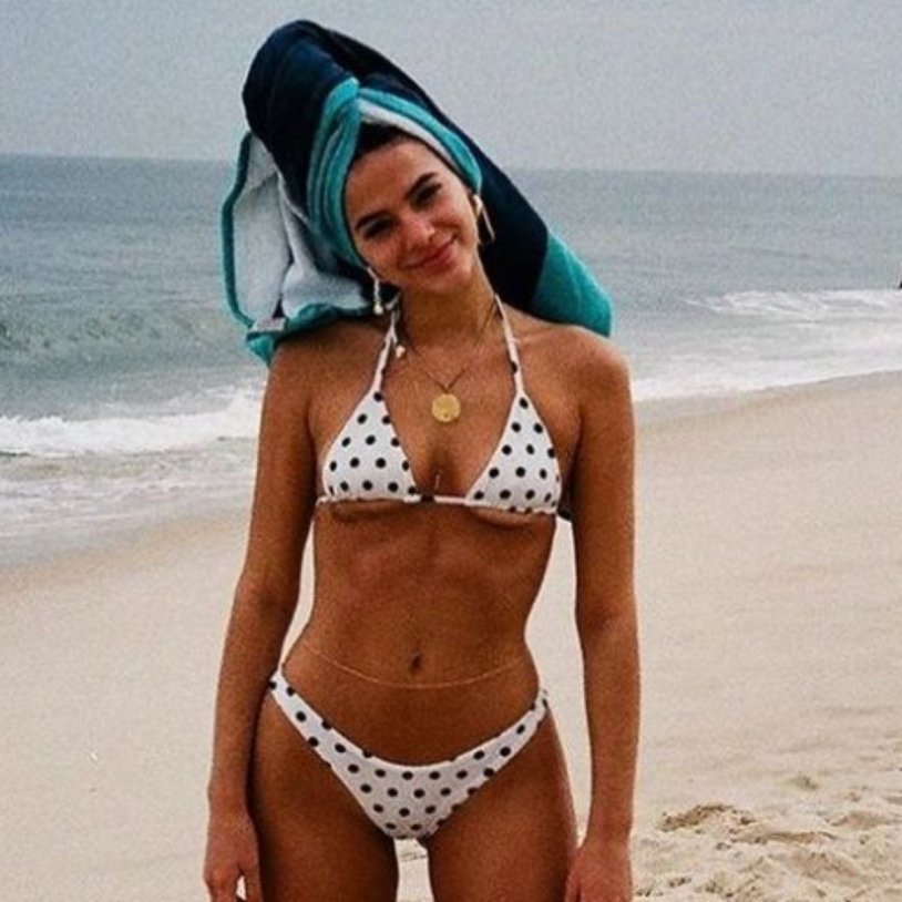 Bruna Markezini Figure