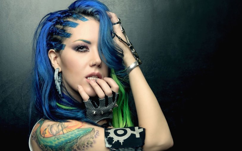 Alissa White-Gluz