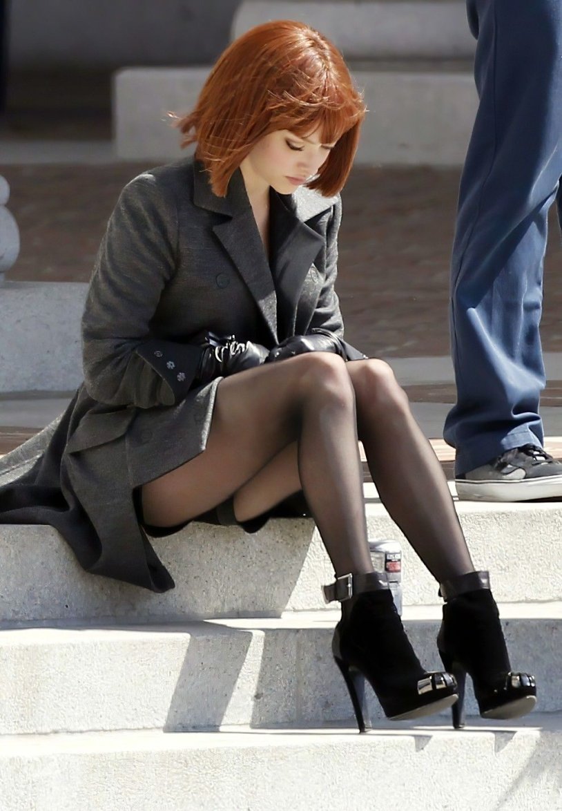 Emma Stone +18