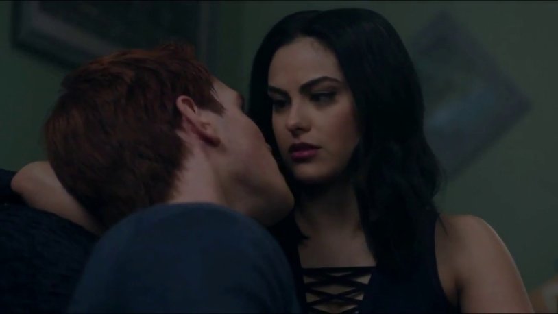 Riverdale Veronika Lodge and Archie