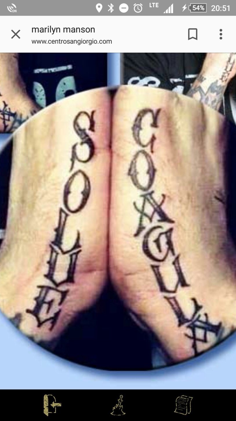 Long Hard Road out of Hell Marilyn Manson Book