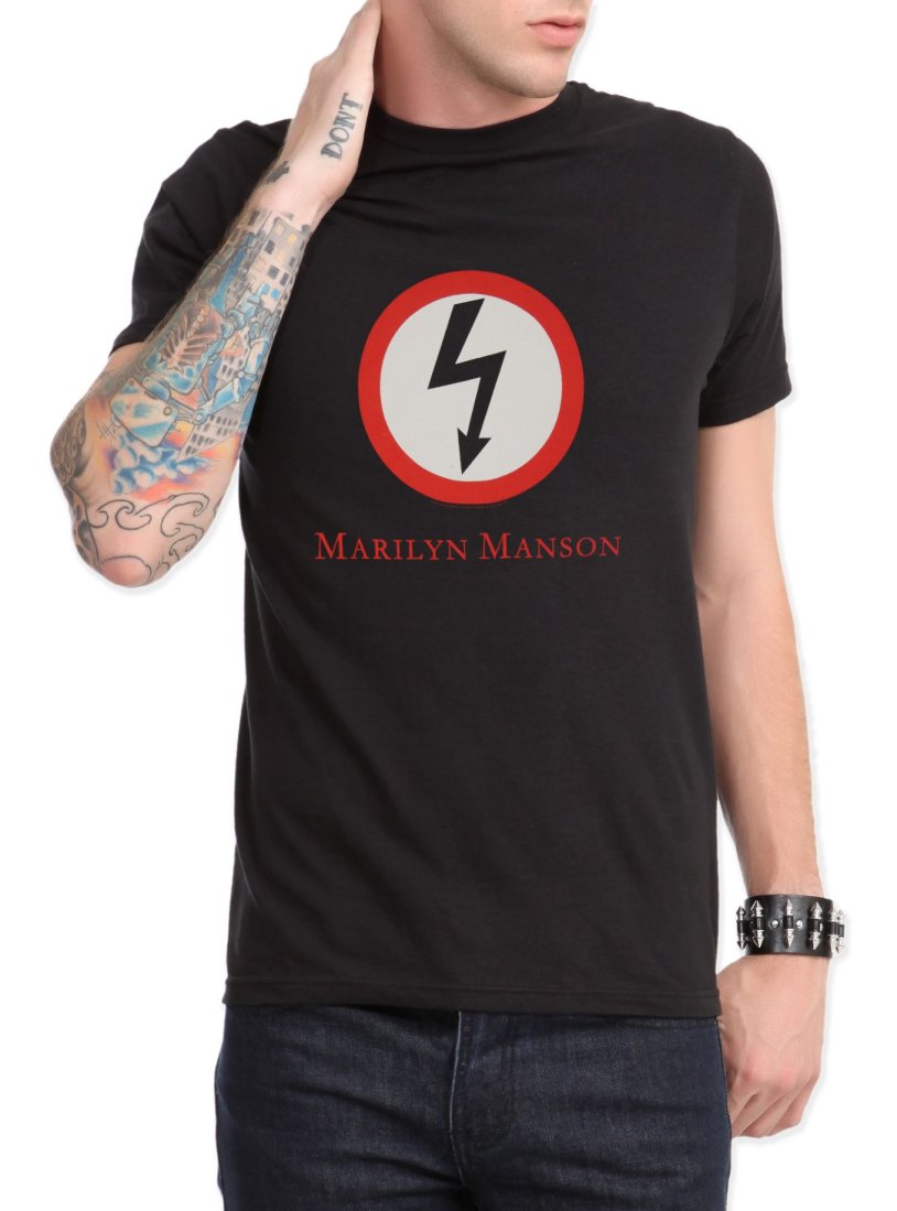 Merlin Mensoy in the dress