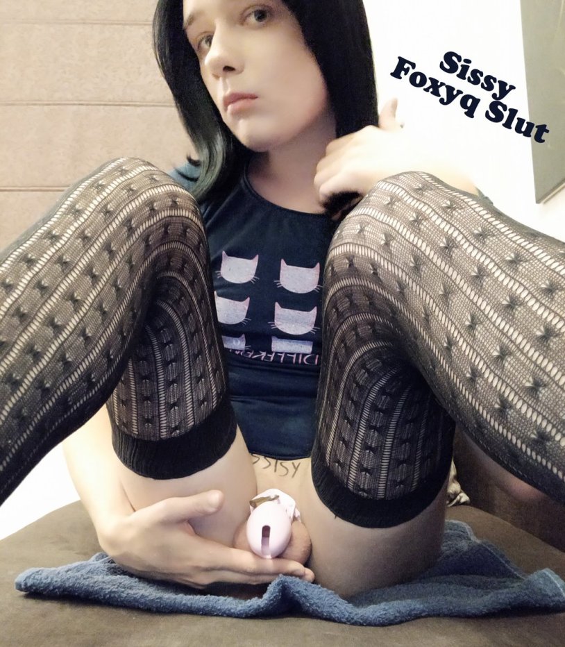 Guy with a girl selfie