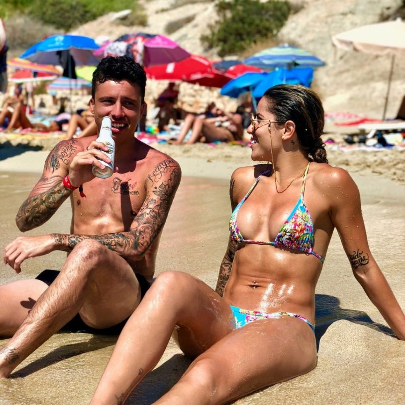 Letitia Burfoni Bikini