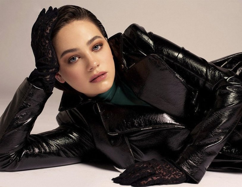 Cobra Kai Miguel and Tori