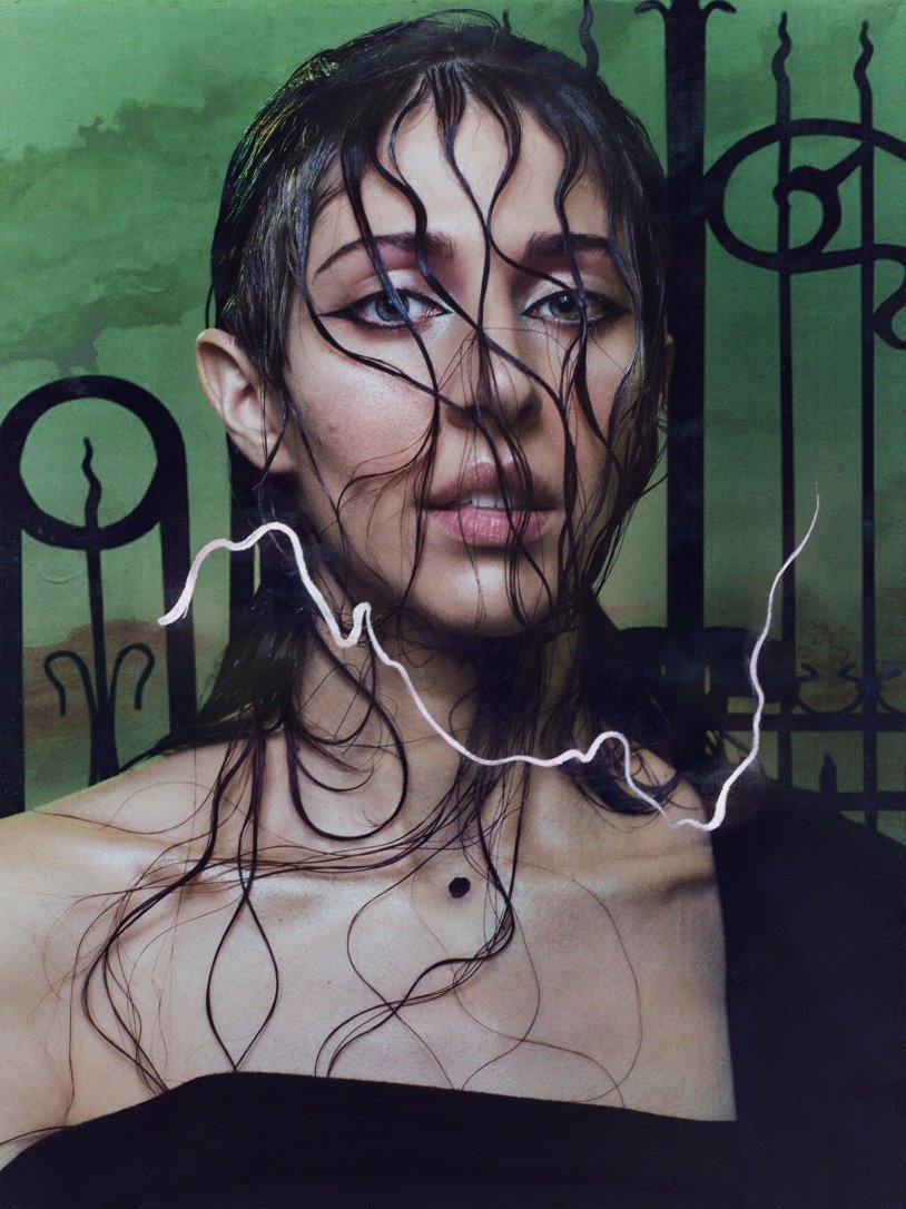 Caroline Polachek Maxim