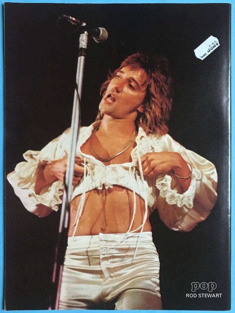 Suzi Quatro in his youth in a swimsuit