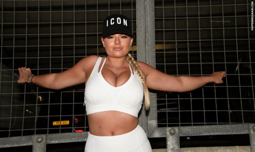 Naked naked without makeup