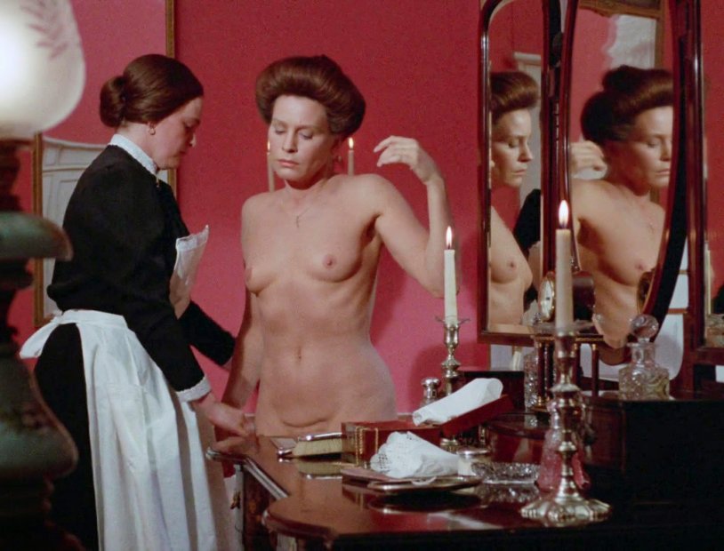 Naked young in retro films