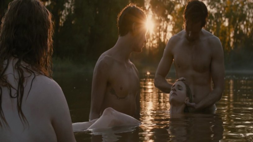 Alexander Scarsgard Nude