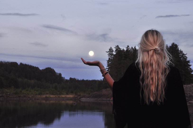 Jonna Jinton is confirmed