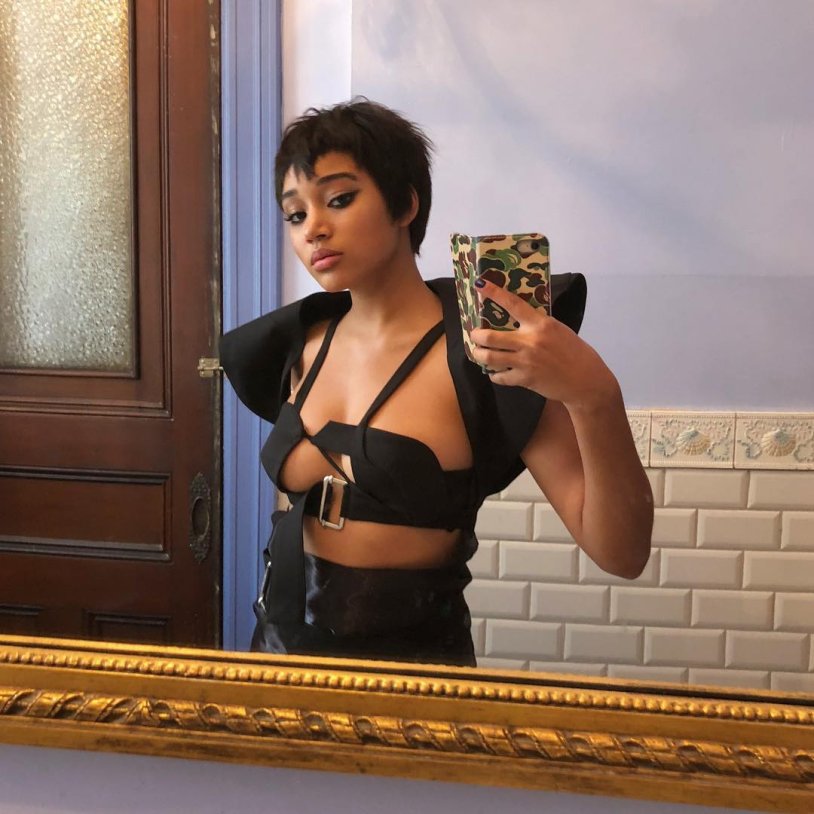 Amandla Stanberg Selfie