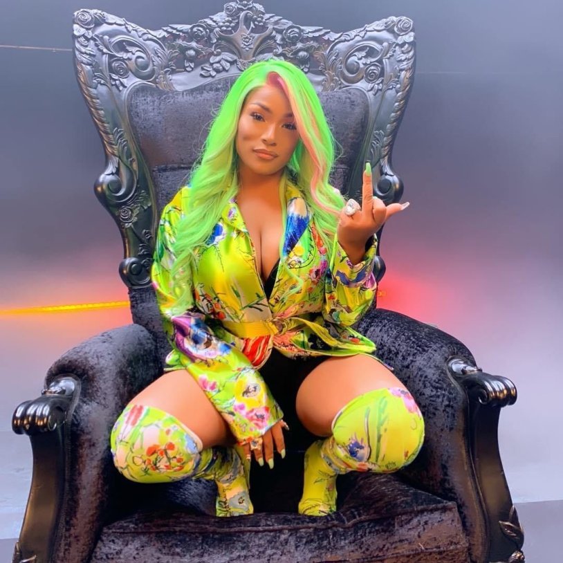 Nicky Minage Photo Anaconda