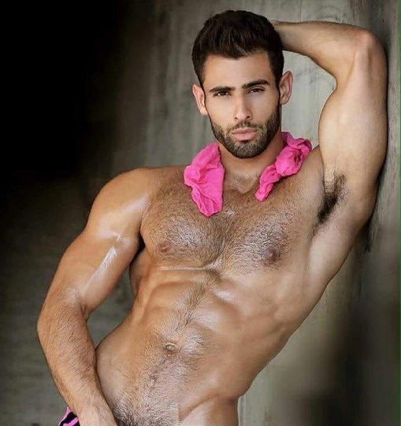 Pablo Ernandes model naked