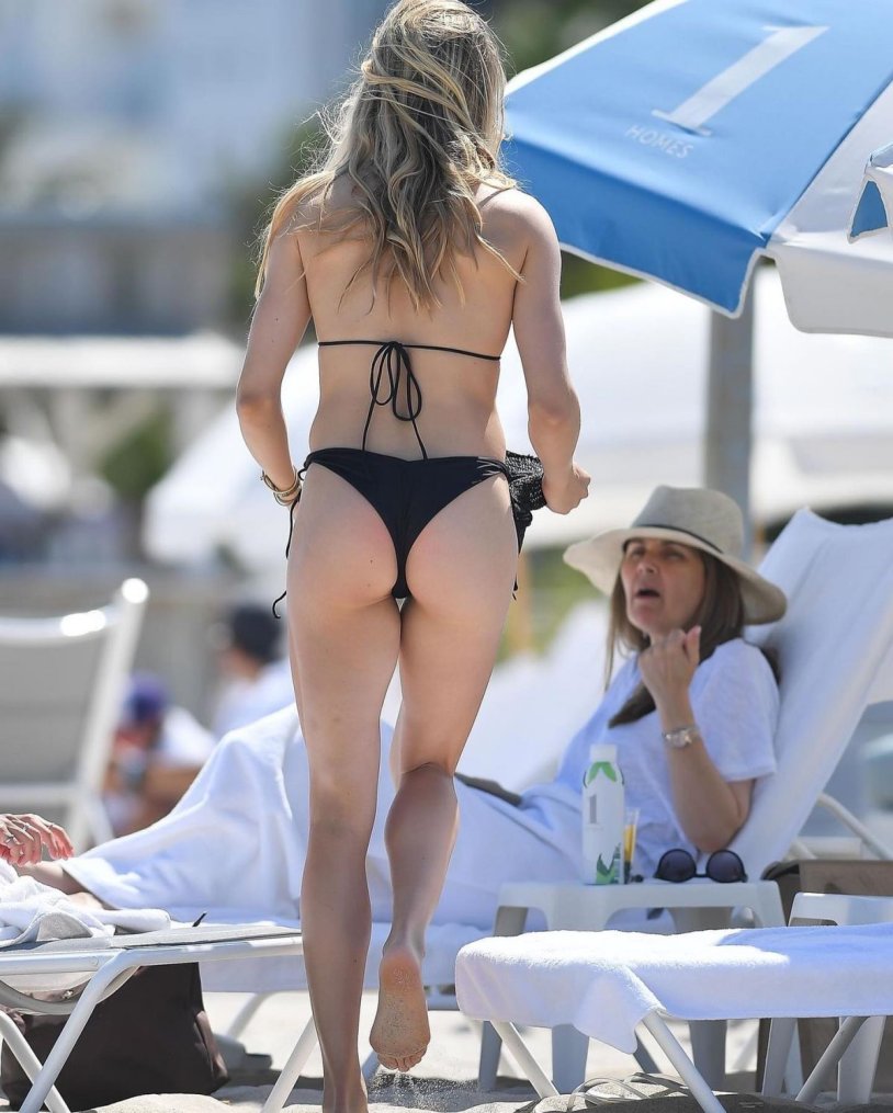 Eugenie BouChard Butt
