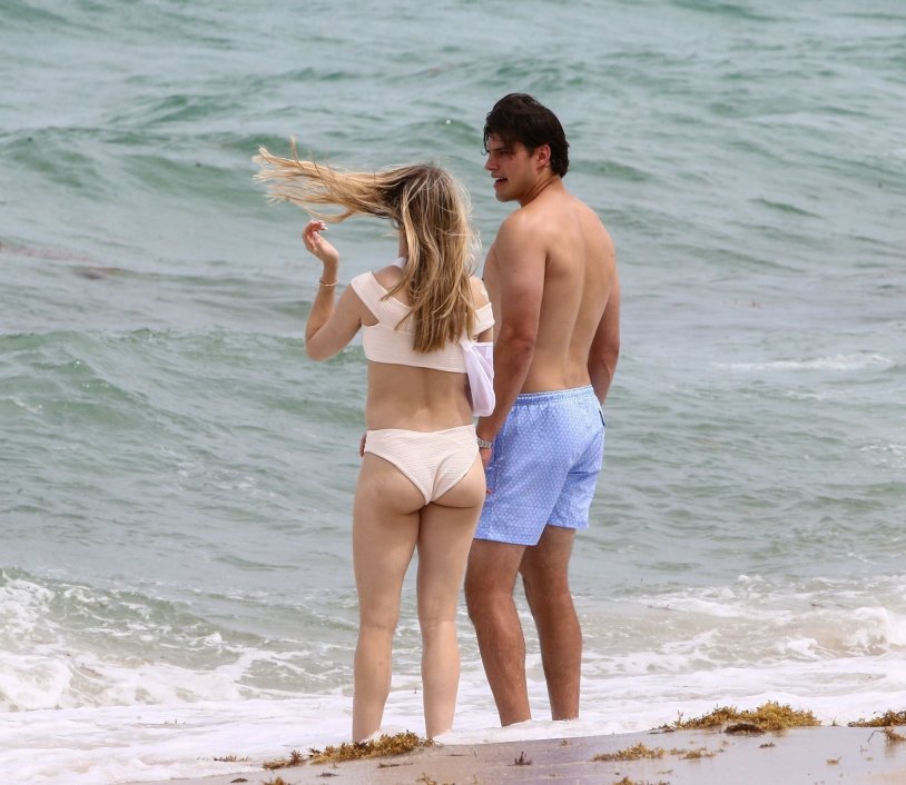 Eugenie bouchard bikini