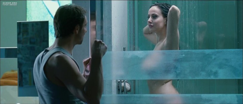 Sarah Canning is naked