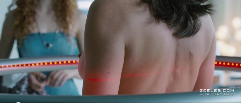 Sarah Grant Brendek Nude Pics