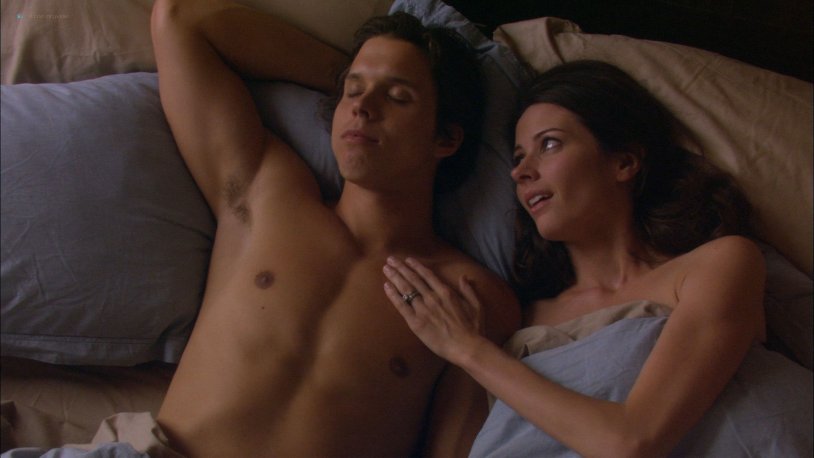 Amy Eker love scenes